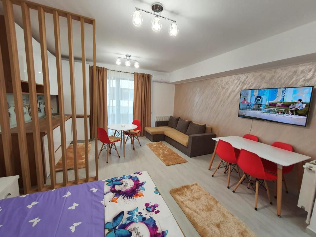 Listone' Apartment 12 Mamaia Nord Năvodari Екстериор снимка